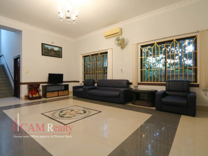 4 bedrooms villa for rent in Toul Kork area - Phnom Penh VL3224168